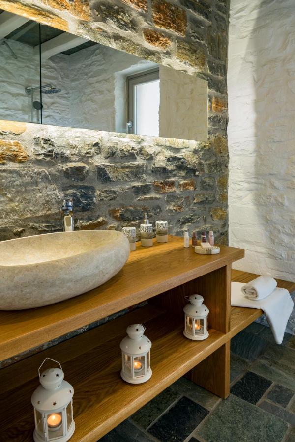 Maris Private Residence Folégandros Екстериор снимка