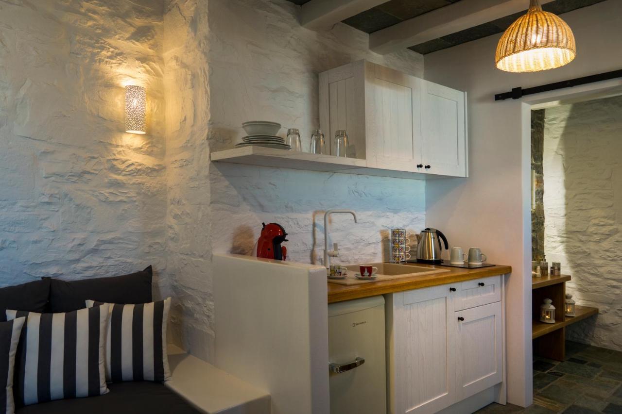 Maris Private Residence Folégandros Екстериор снимка