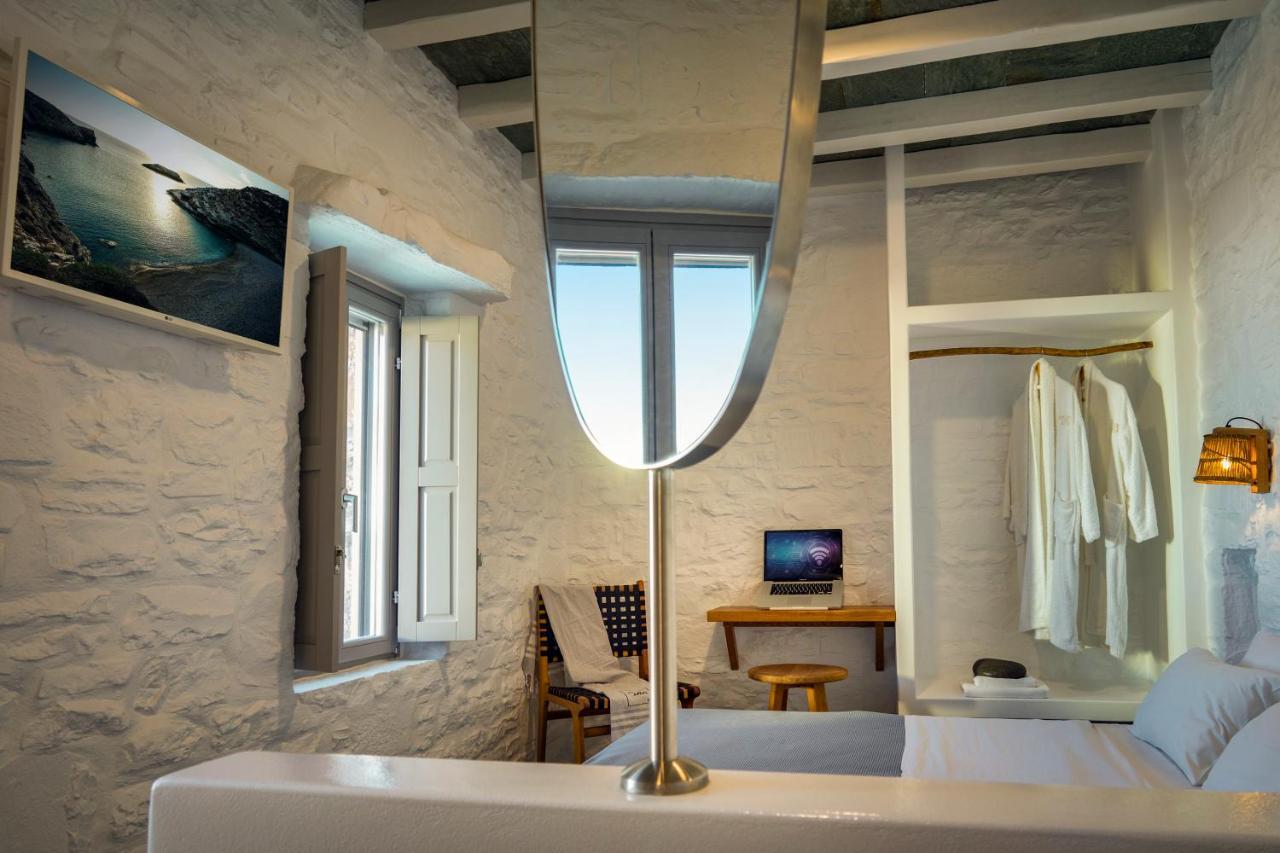 Maris Private Residence Folégandros Екстериор снимка