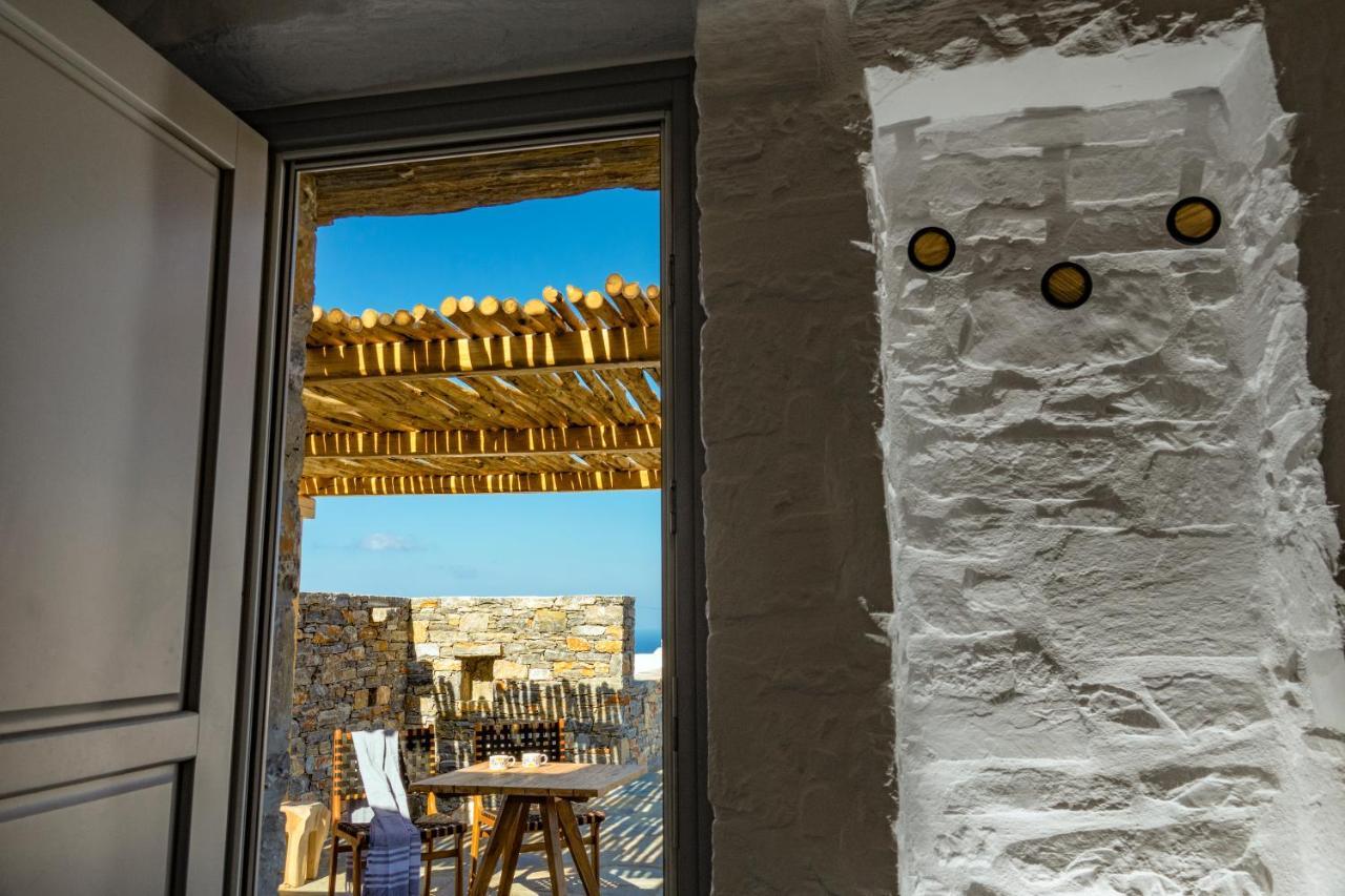 Maris Private Residence Folégandros Екстериор снимка